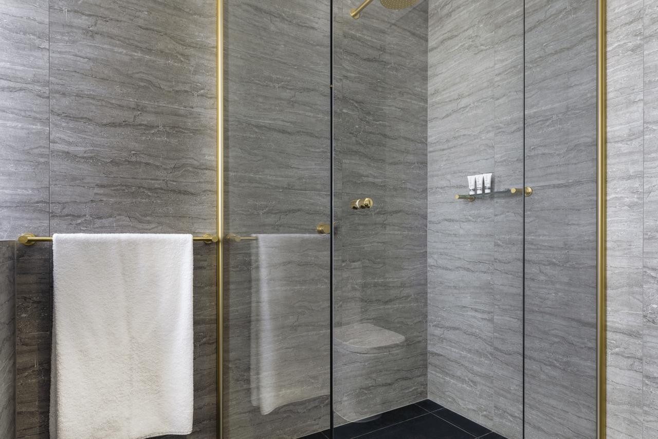 Maya Maya At Mandoon Estate West Swan Exterior foto A shower enclosure